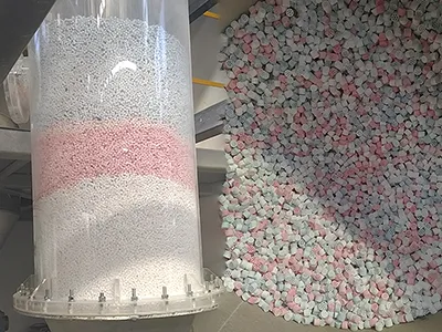 Gravity Blending Test for Granular Materials